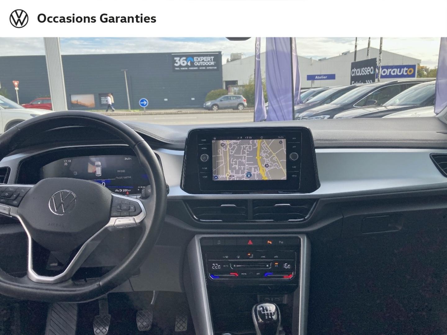 Voitures occasions VOLKSWAGEN T-ROC Life Plus Saint-Grégoire