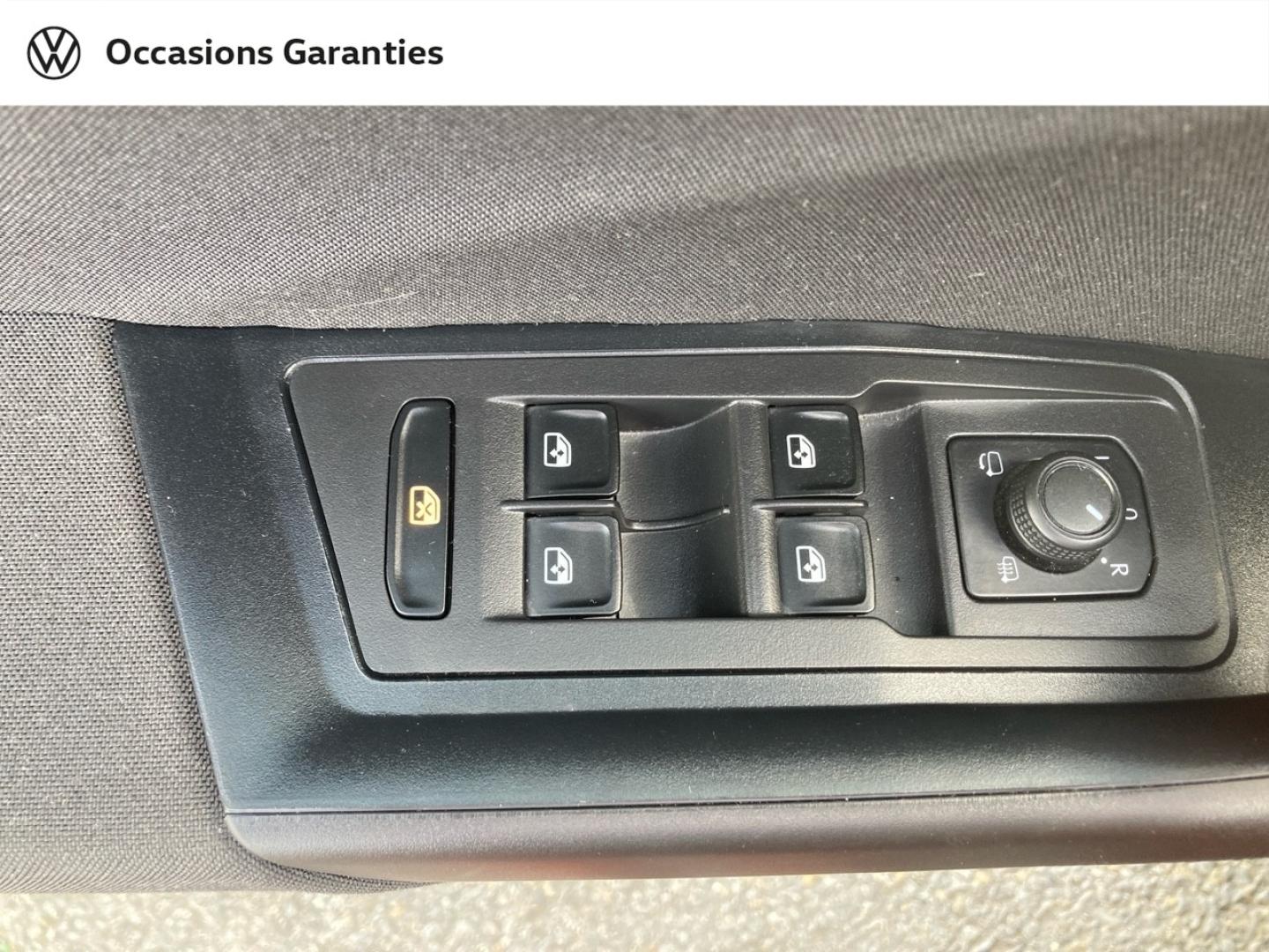 Voitures occasions VOLKSWAGEN T-ROC Life Plus Saint-Grégoire
