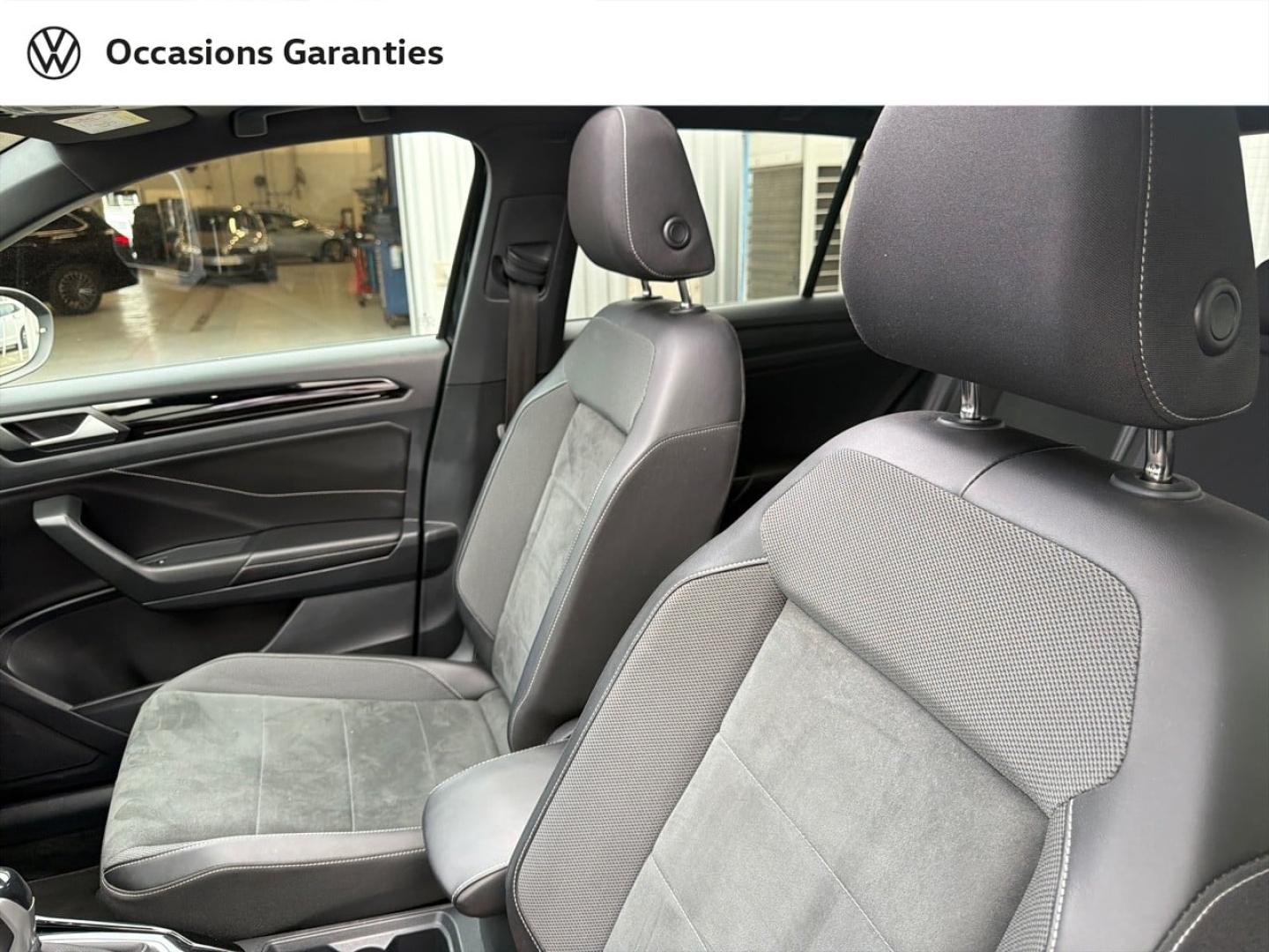 Voitures occasions VOLKSWAGEN T-ROC R-Line Saint-Grégoire
