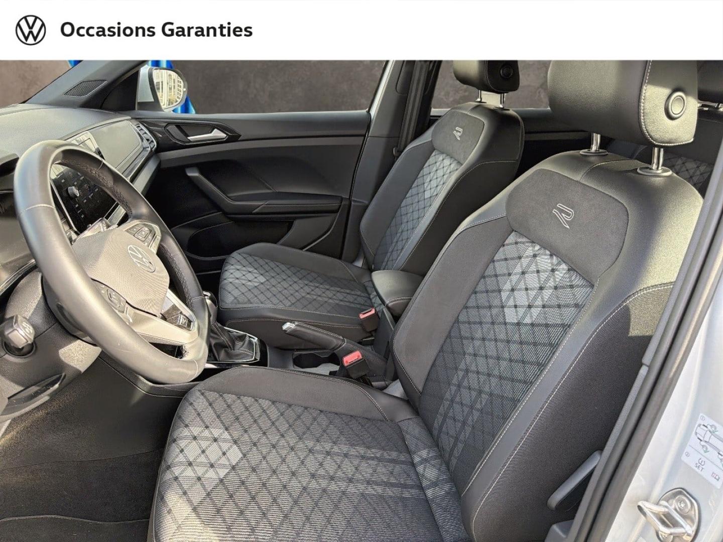 Voitures occasions VOLKSWAGEN T-CROSS R-Line Saint-Grégoire