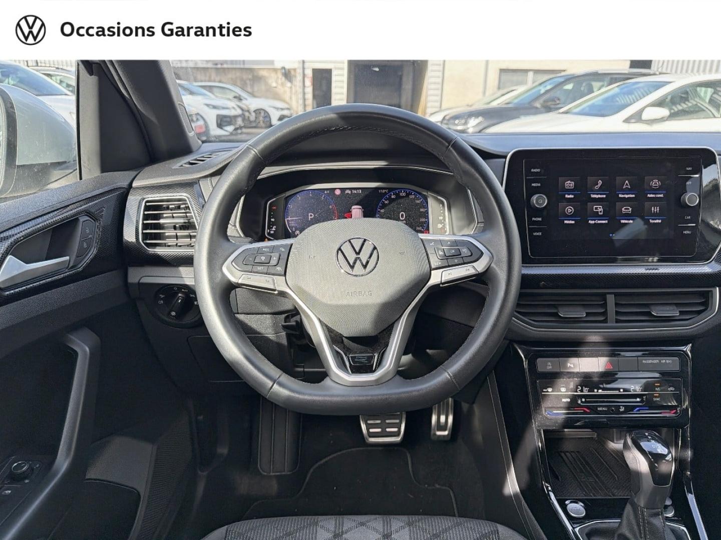 Voitures occasions VOLKSWAGEN T-CROSS R-Line Saint-Grégoire