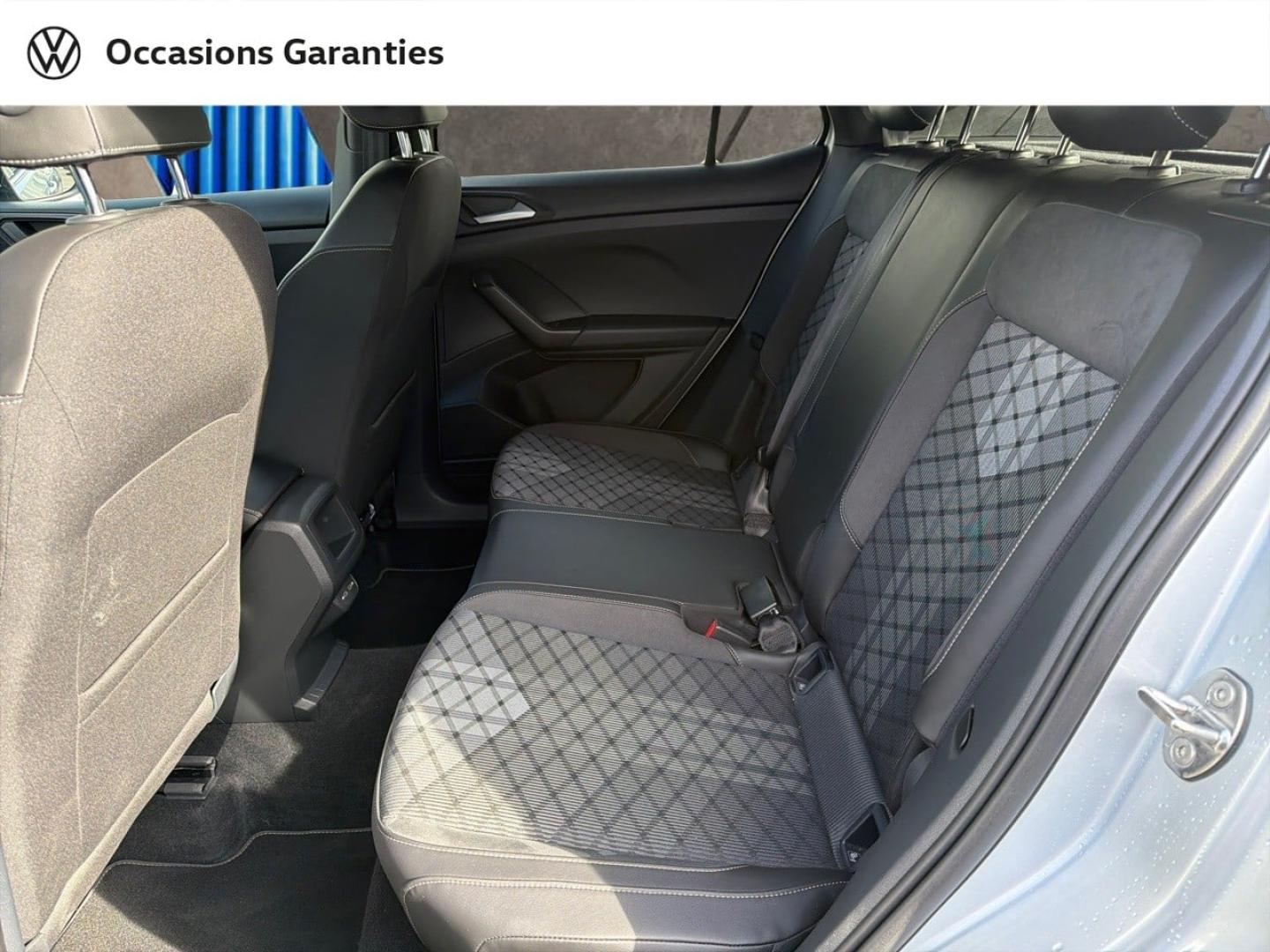 Voitures occasions VOLKSWAGEN T-CROSS R-Line Saint-Grégoire