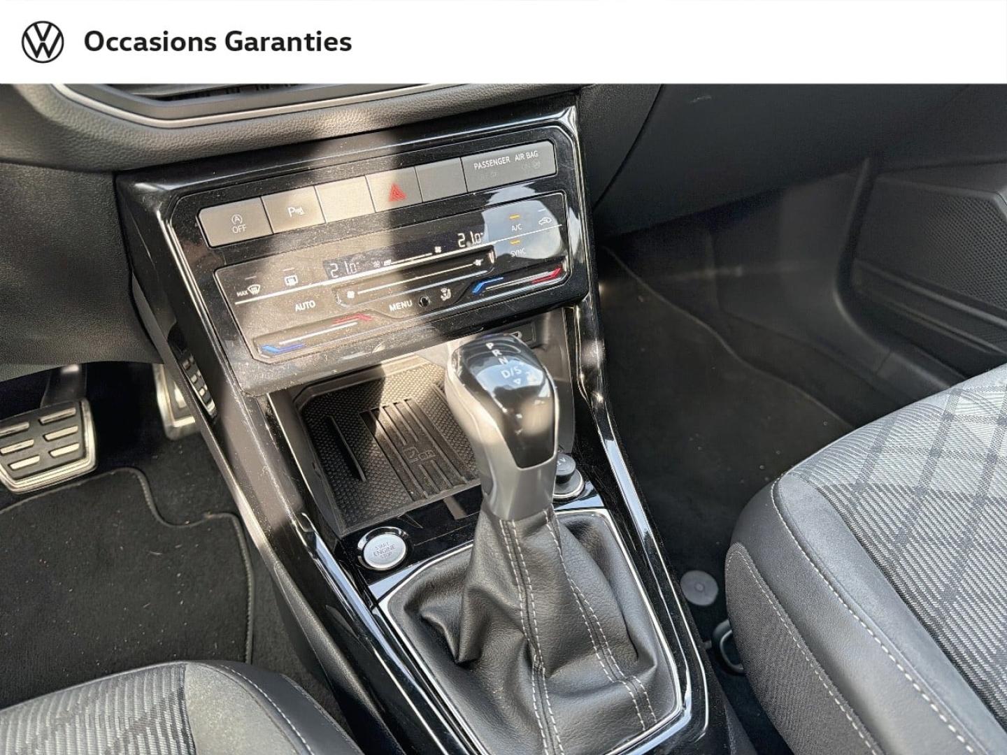 Voitures occasions VOLKSWAGEN T-CROSS R-Line Saint-Grégoire