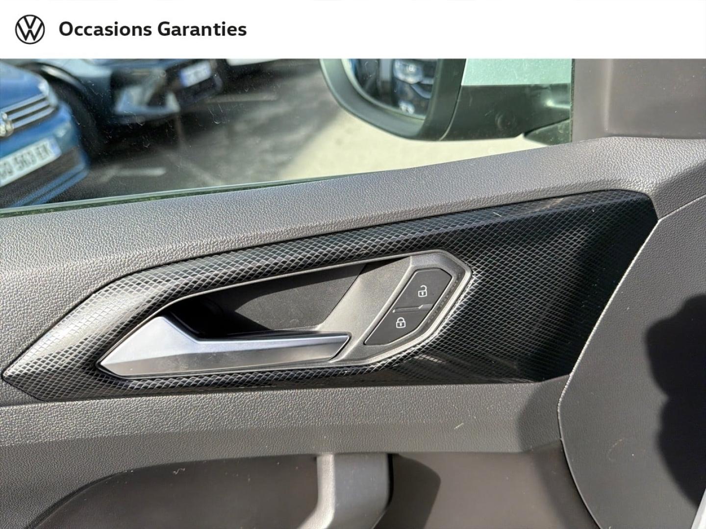 Voitures occasions VOLKSWAGEN T-CROSS R-Line Saint-Grégoire