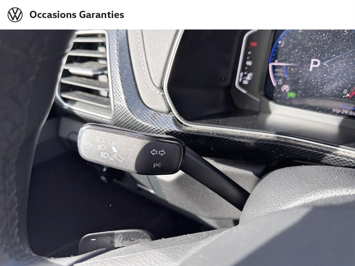 Voitures occasions VOLKSWAGEN T-CROSS R-Line Saint-Grégoire