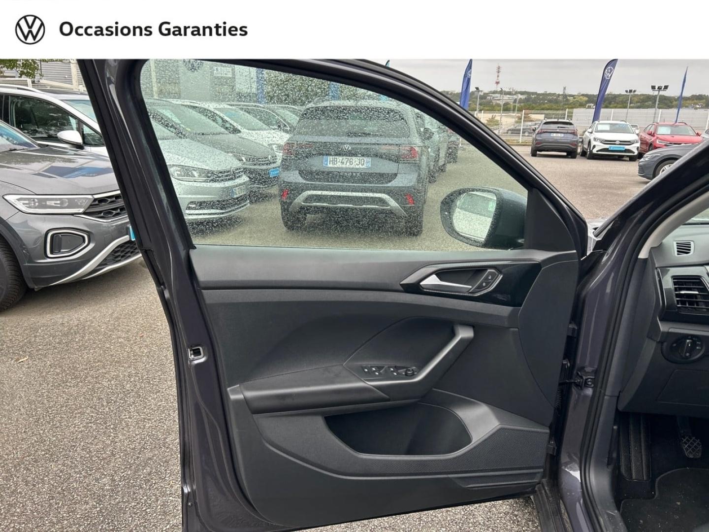 Voitures occasions VOLKSWAGEN T-CROSS VW Edition Saint-Grégoire