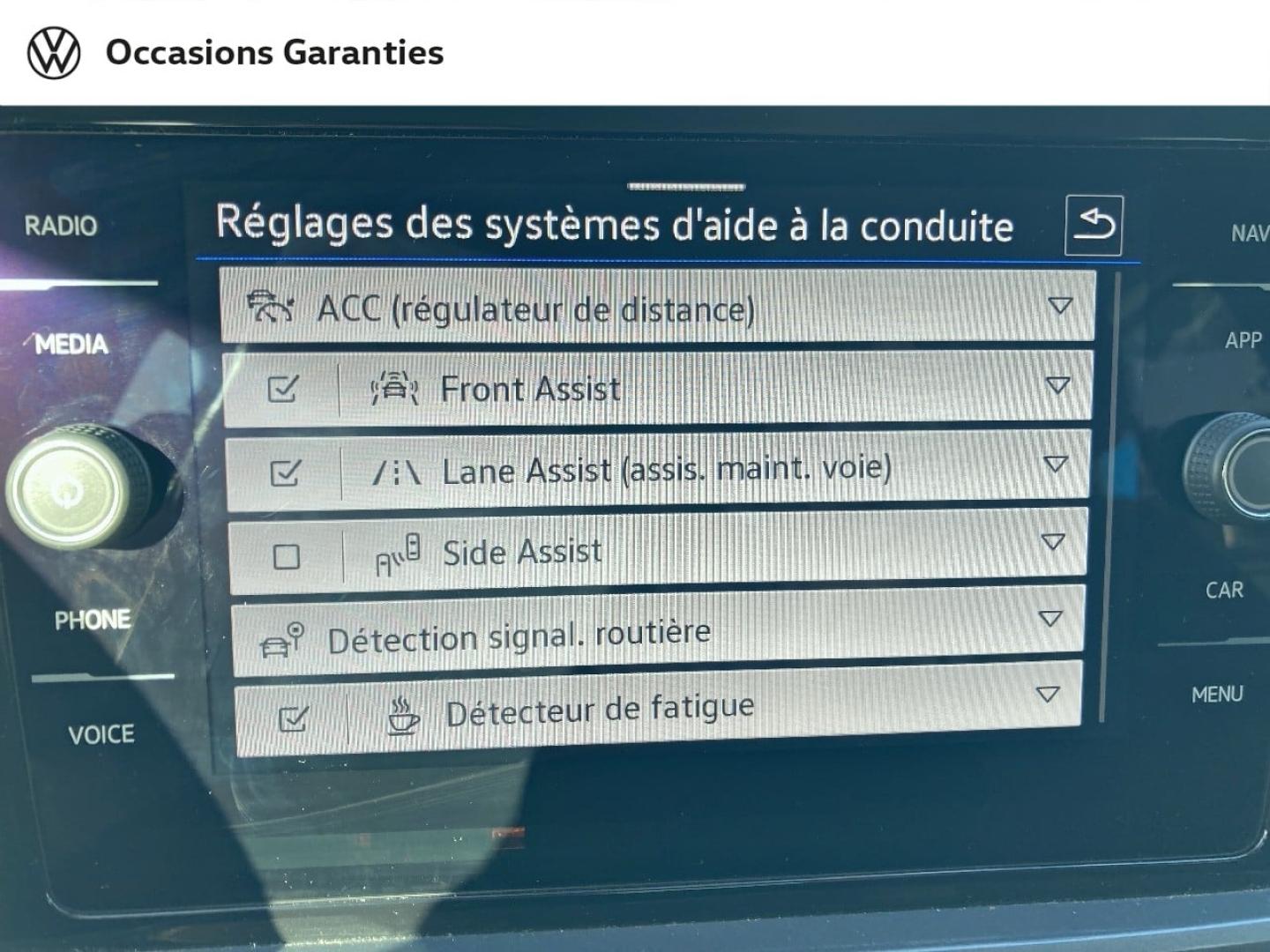 Voitures occasions VOLKSWAGEN T-ROC Style Saint-Grégoire
