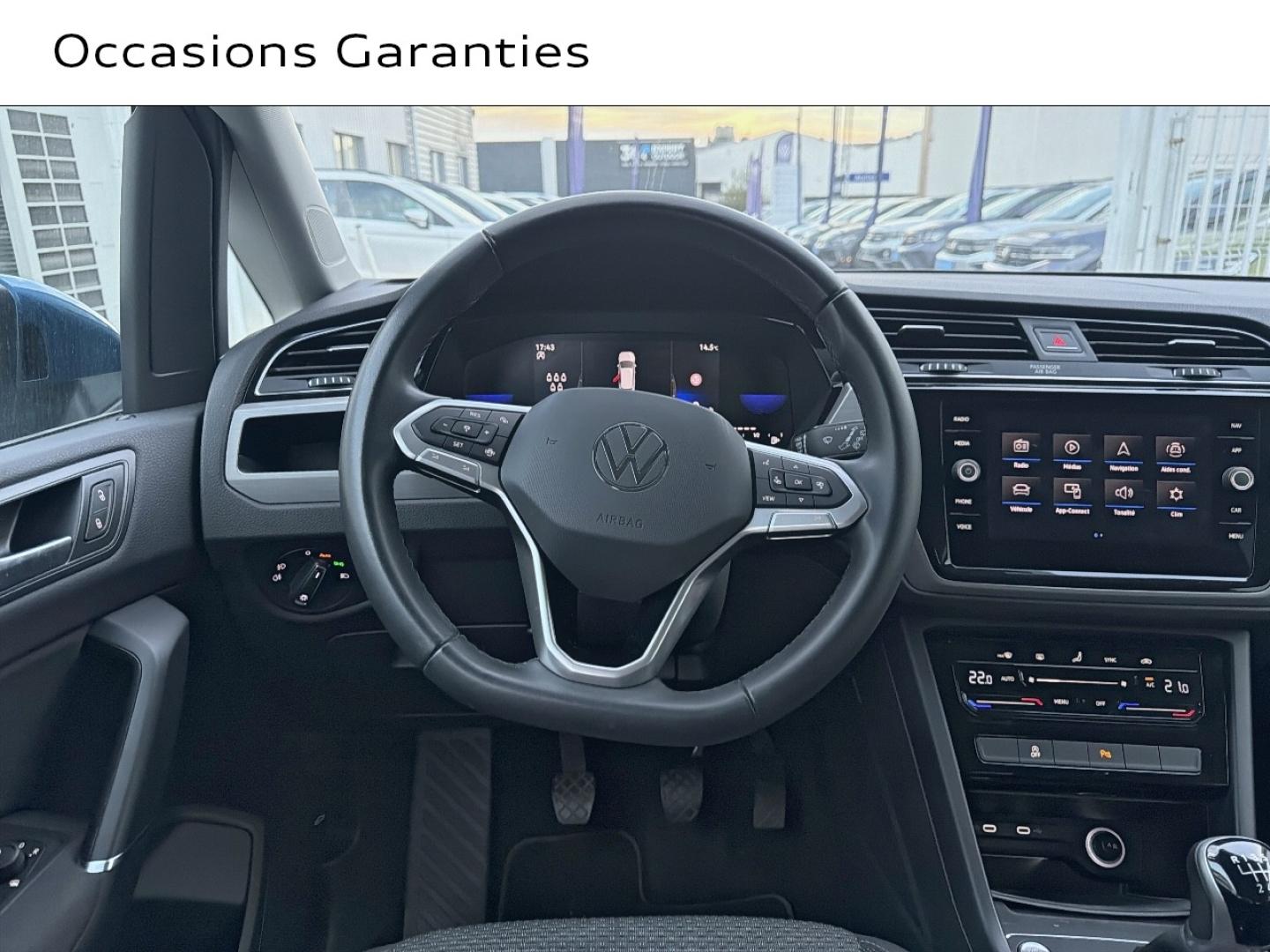 Voitures occasions VOLKSWAGEN TOURAN Life Plus Saint-Grégoire