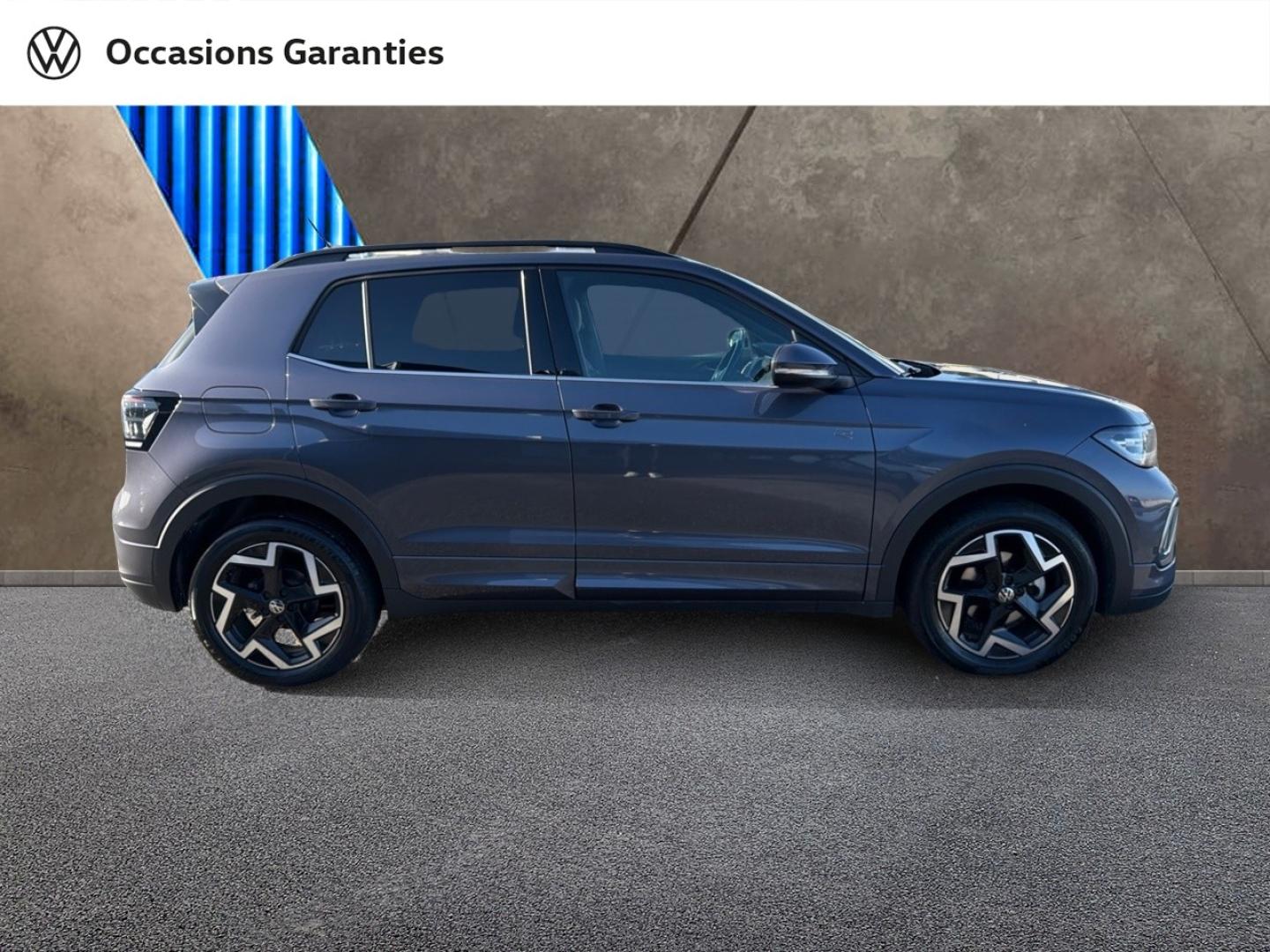 Voitures occasions VOLKSWAGEN T-CROSS R-Line Saint-Grégoire