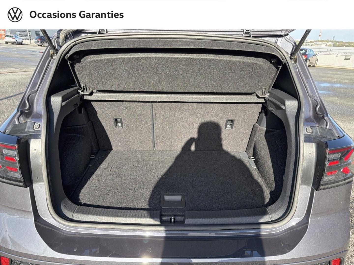 Voitures occasions VOLKSWAGEN T-CROSS R-Line Saint-Grégoire