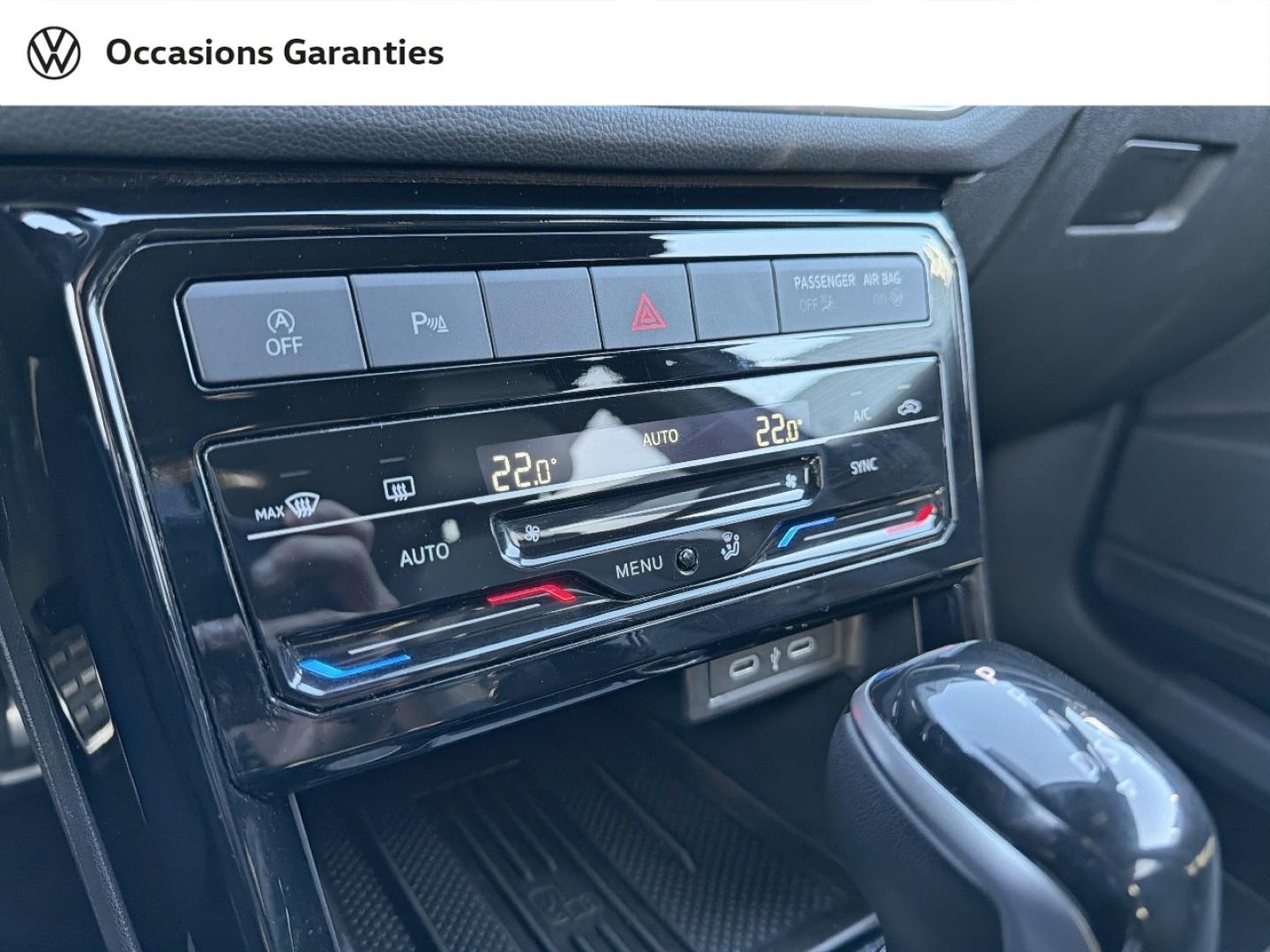 Voitures occasions VOLKSWAGEN T-CROSS R-Line Saint-Grégoire