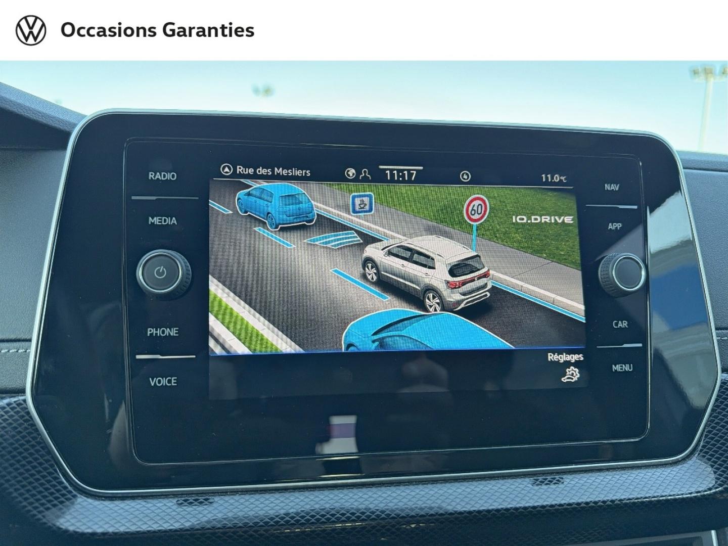 Voitures occasions VOLKSWAGEN T-CROSS R-Line Saint-Grégoire