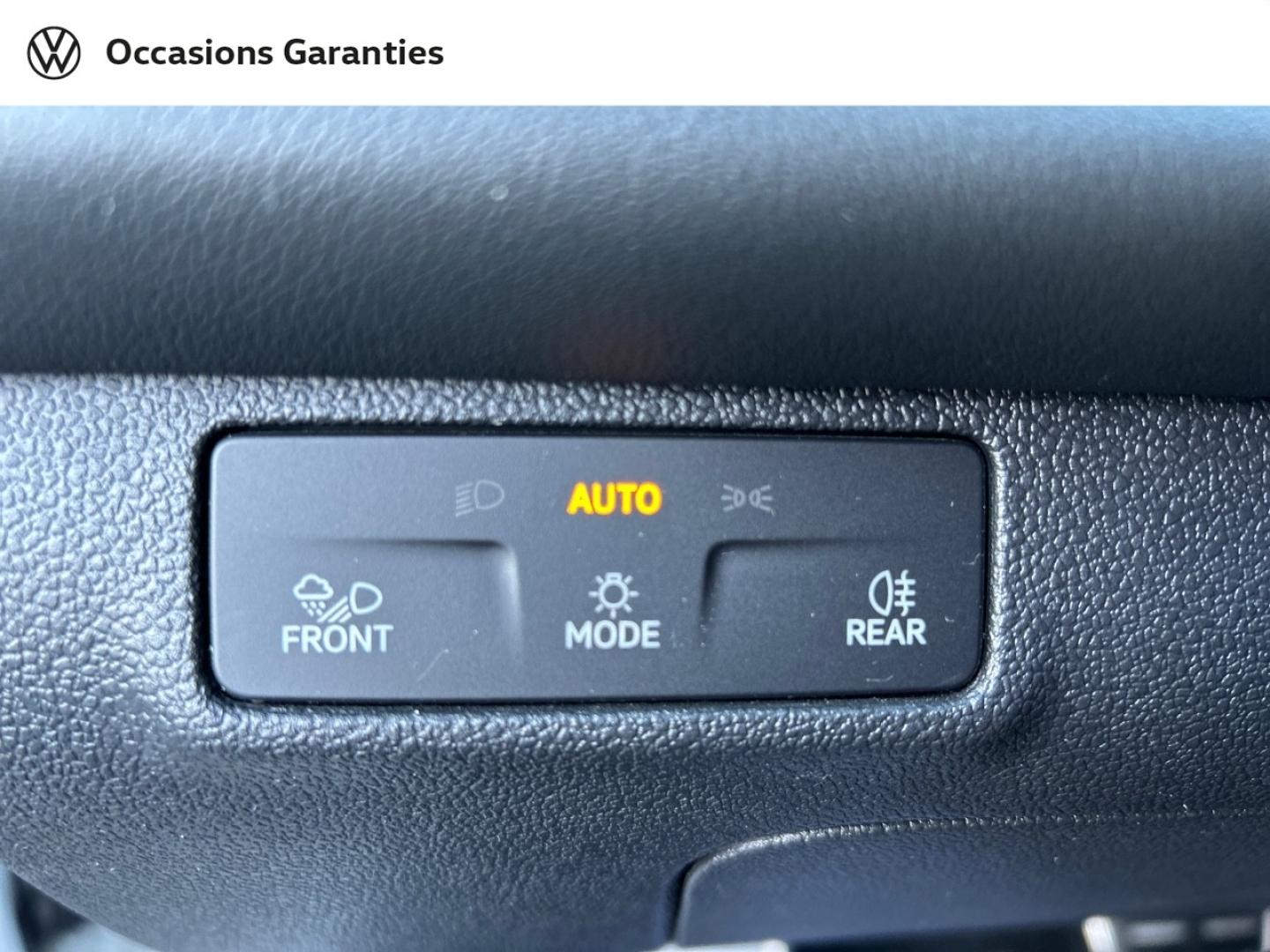 Voitures occasions VOLKSWAGEN T-ROC R-Line Saint-Grégoire