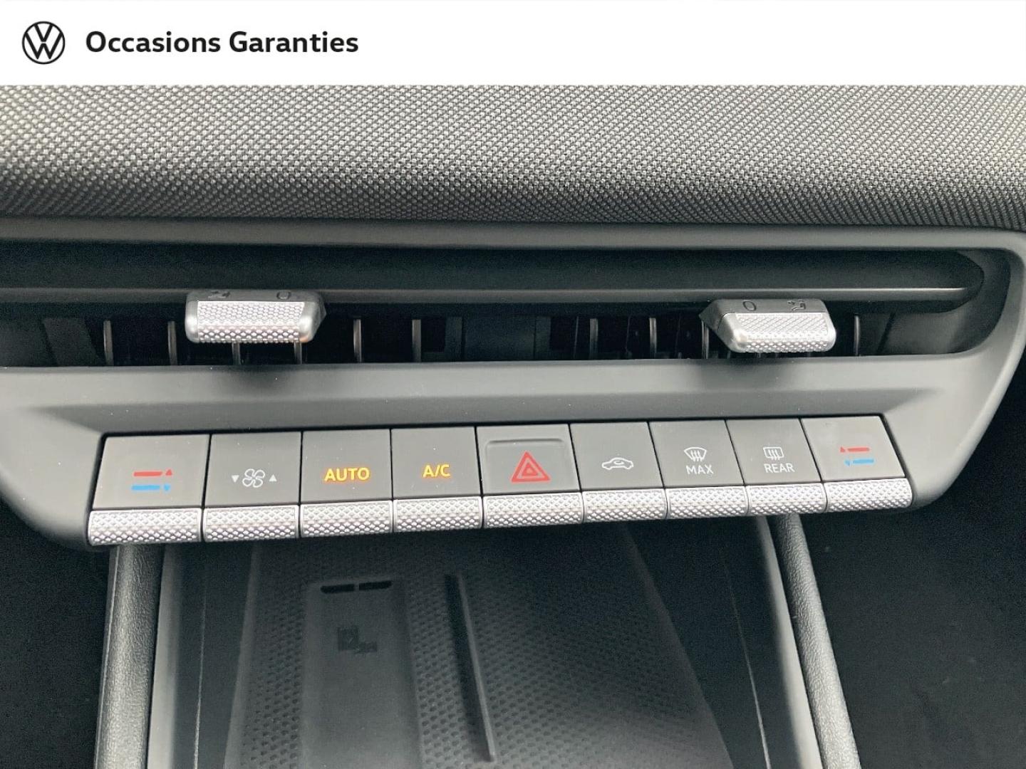 Voitures occasions VOLKSWAGEN ID. CROSS Life Edition Saint-Grégoire