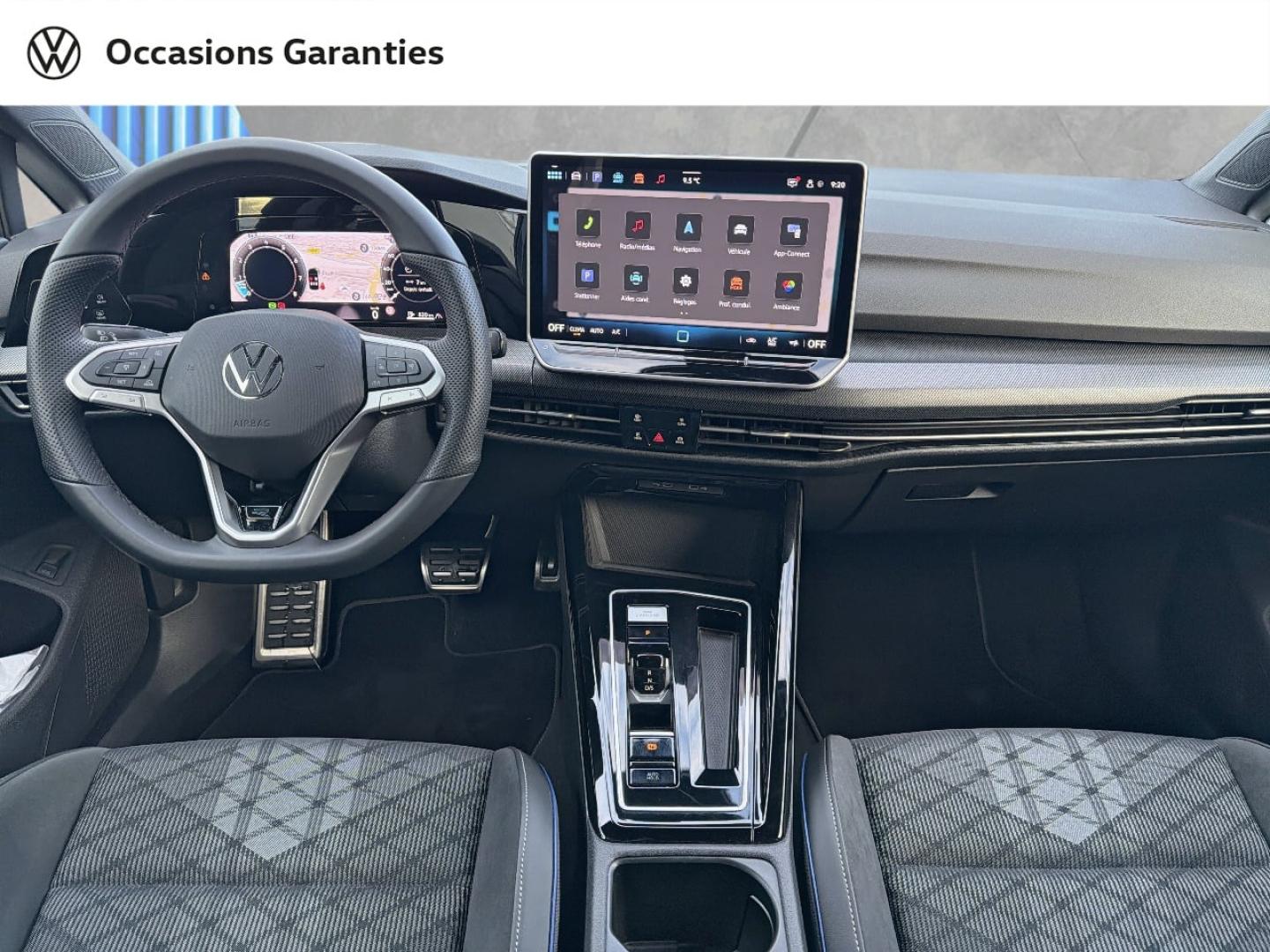 Voitures occasions VOLKSWAGEN Golf SW R-Line Saint-Grégoire