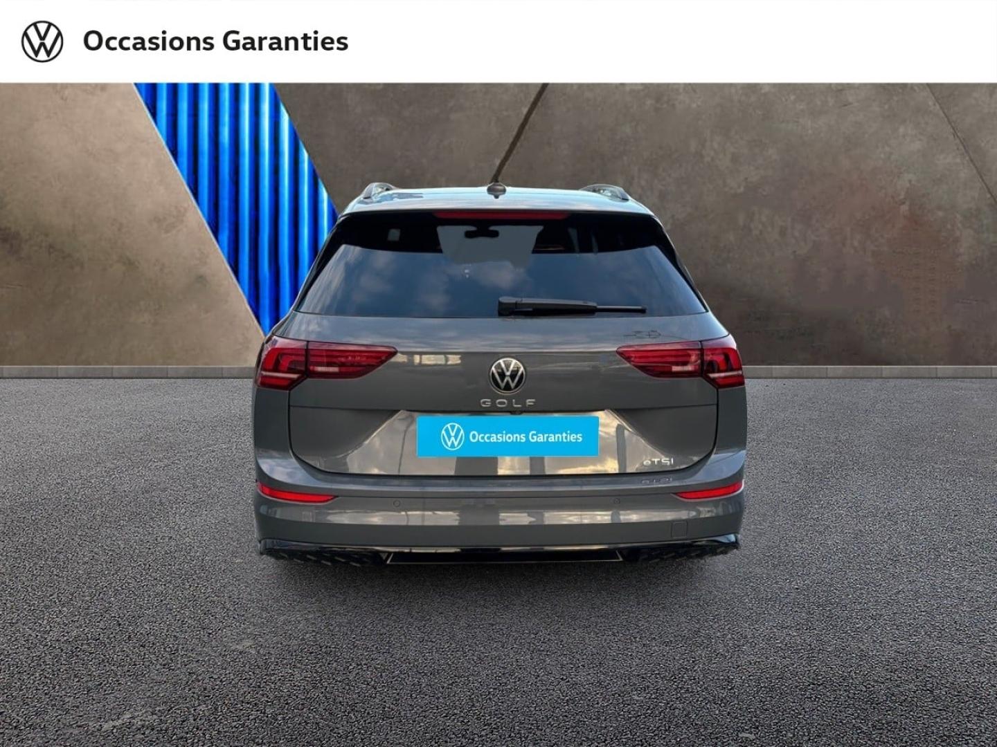 Voitures occasions VOLKSWAGEN Golf SW R-Line Saint-Grégoire