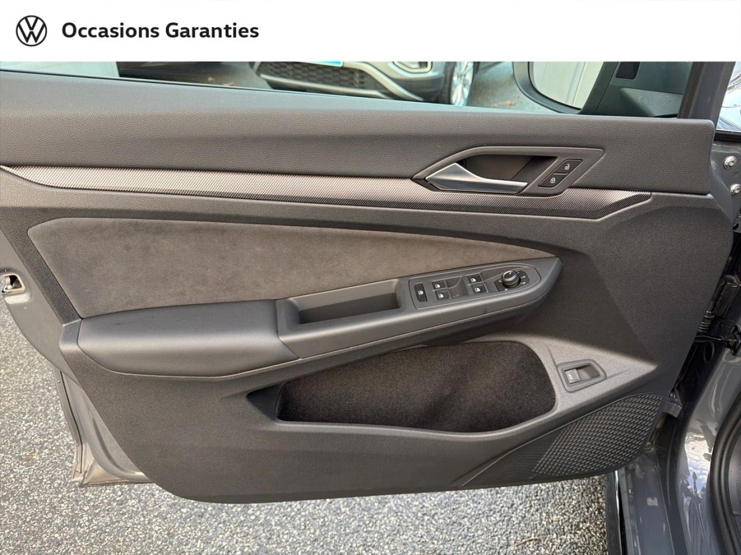 Voitures occasions VOLKSWAGEN Golf SW R-Line Saint-Grégoire