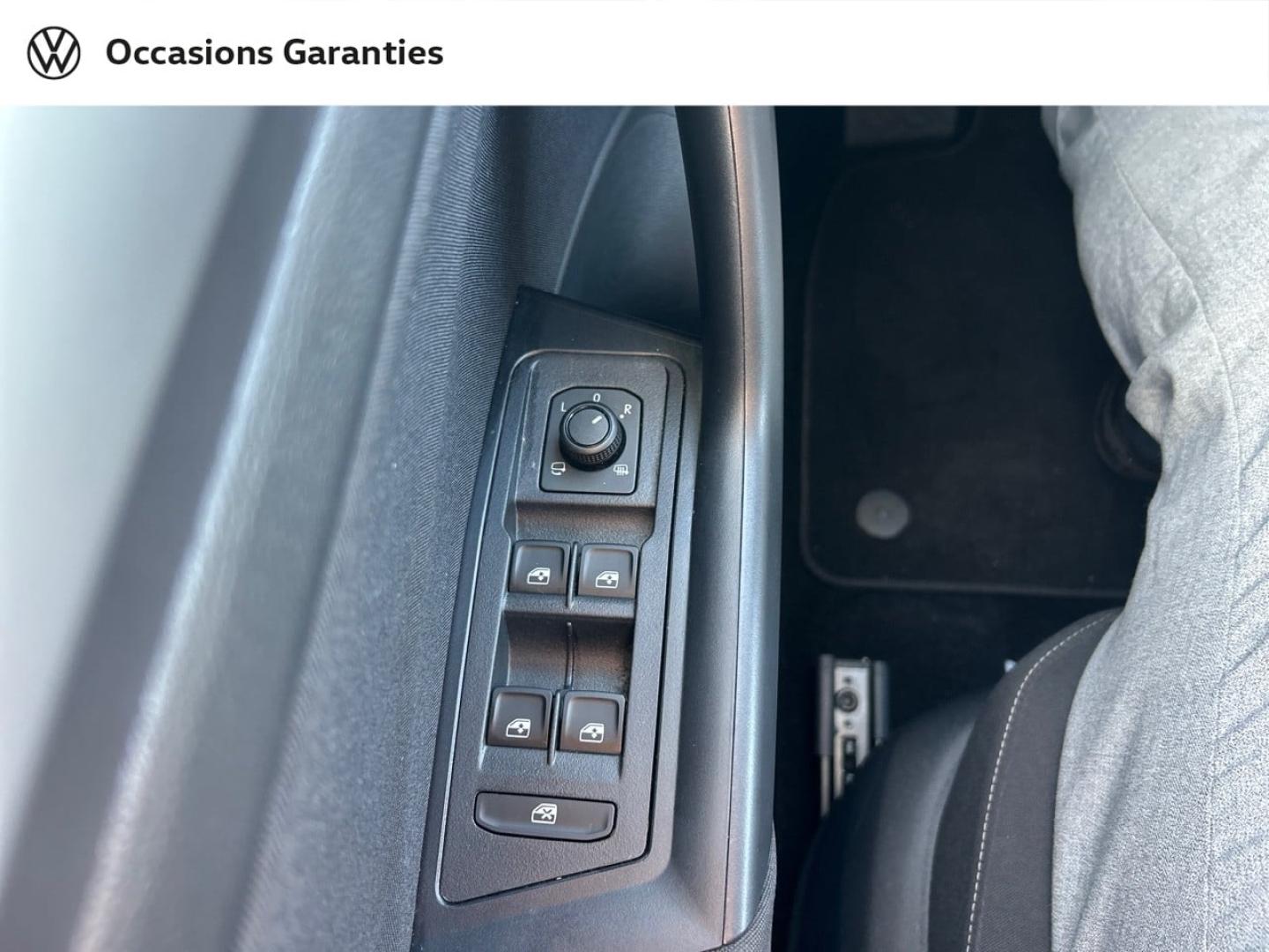 Voitures occasions VOLKSWAGEN T-ROC VW Edition Cesson-Sévigné