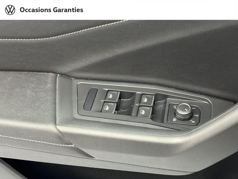 Voitures occasions VOLKSWAGEN T-Roc Cabriolet Style Orvault