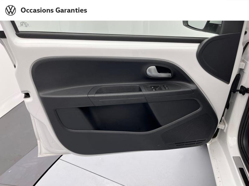 Voitures occasions VOLKSWAGEN up! Active Orvault