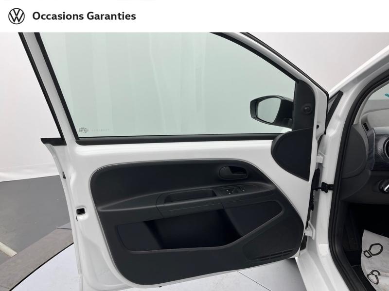 Voitures occasions VOLKSWAGEN e-up! Life Orvault