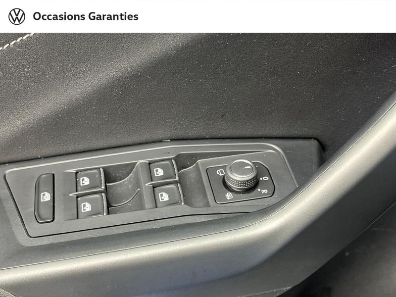 Voitures occasions VOLKSWAGEN T-ROC Style Exclusive Orvault