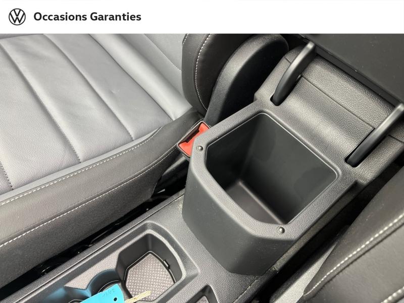 Voitures occasions VOLKSWAGEN T-ROC Style Exclusive Orvault