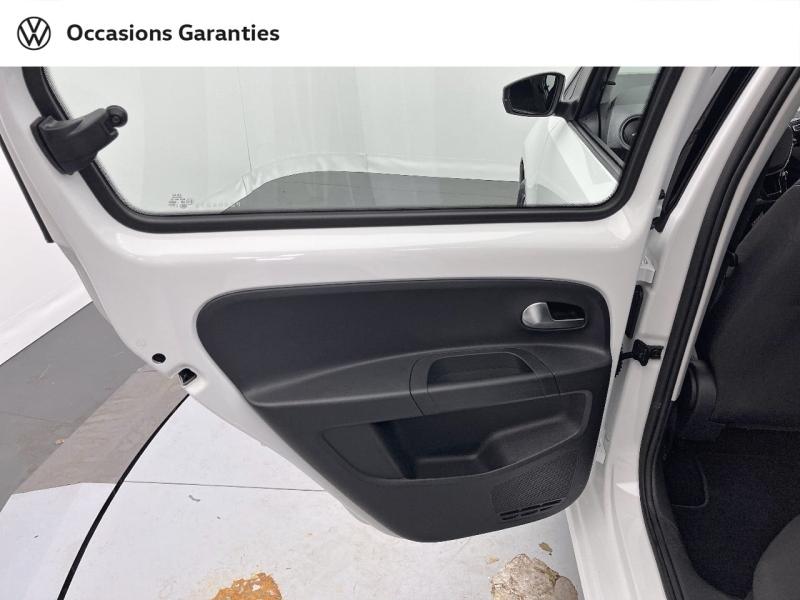 Voitures occasions VOLKSWAGEN up! Active Orvault