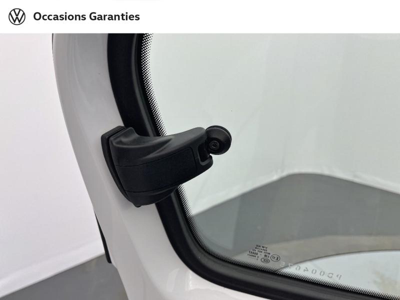Voitures occasions VOLKSWAGEN up! Active Orvault