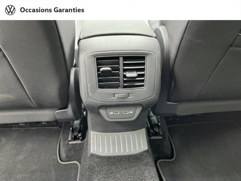 Voitures occasions VOLKSWAGEN T-ROC R-Line Orvault