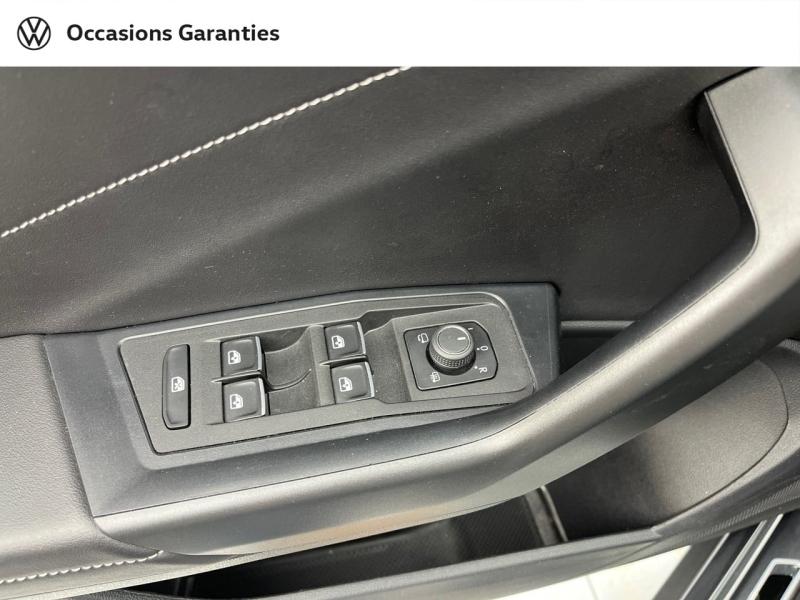Voitures occasions VOLKSWAGEN T-ROC R-Line Orvault