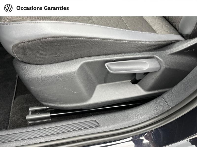 Voitures occasions VOLKSWAGEN T-CROSS R-Line Tech Orvault