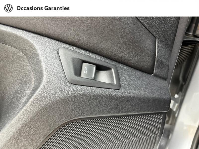 Voitures occasions VOLKSWAGEN T-ROC Style Exclusive Orvault