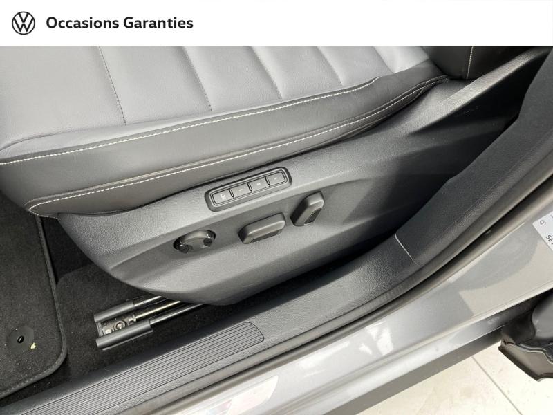 Voitures occasions VOLKSWAGEN T-ROC Style Exclusive Orvault