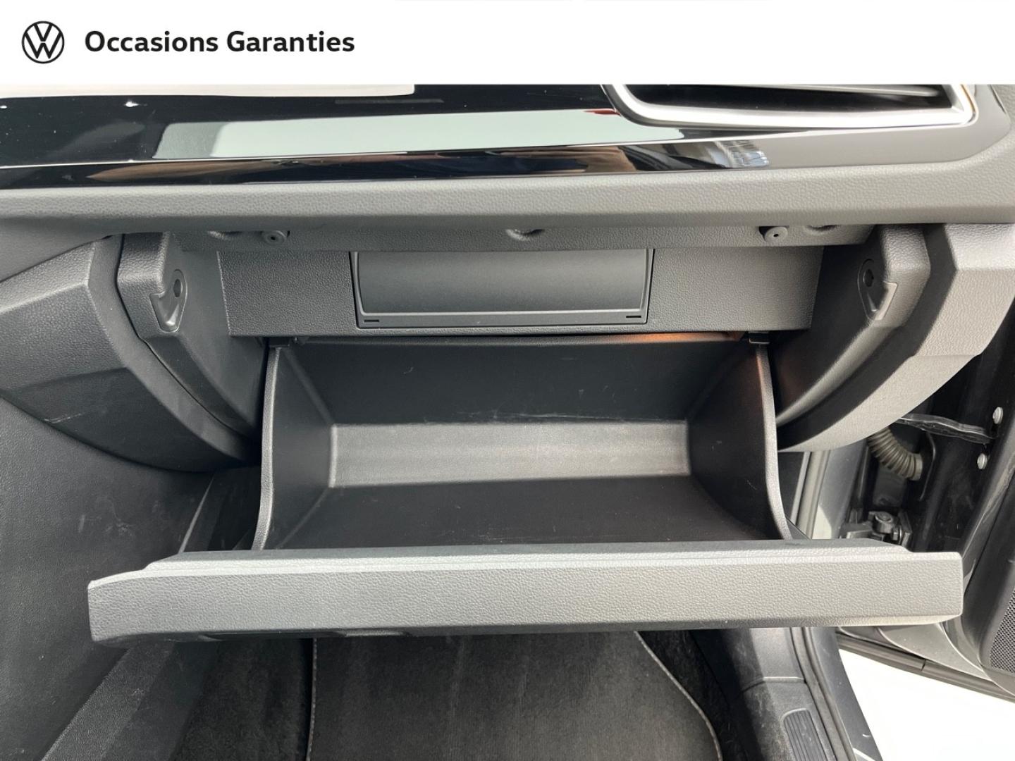 Voitures occasions VOLKSWAGEN T-ROC R-Line Orvault
