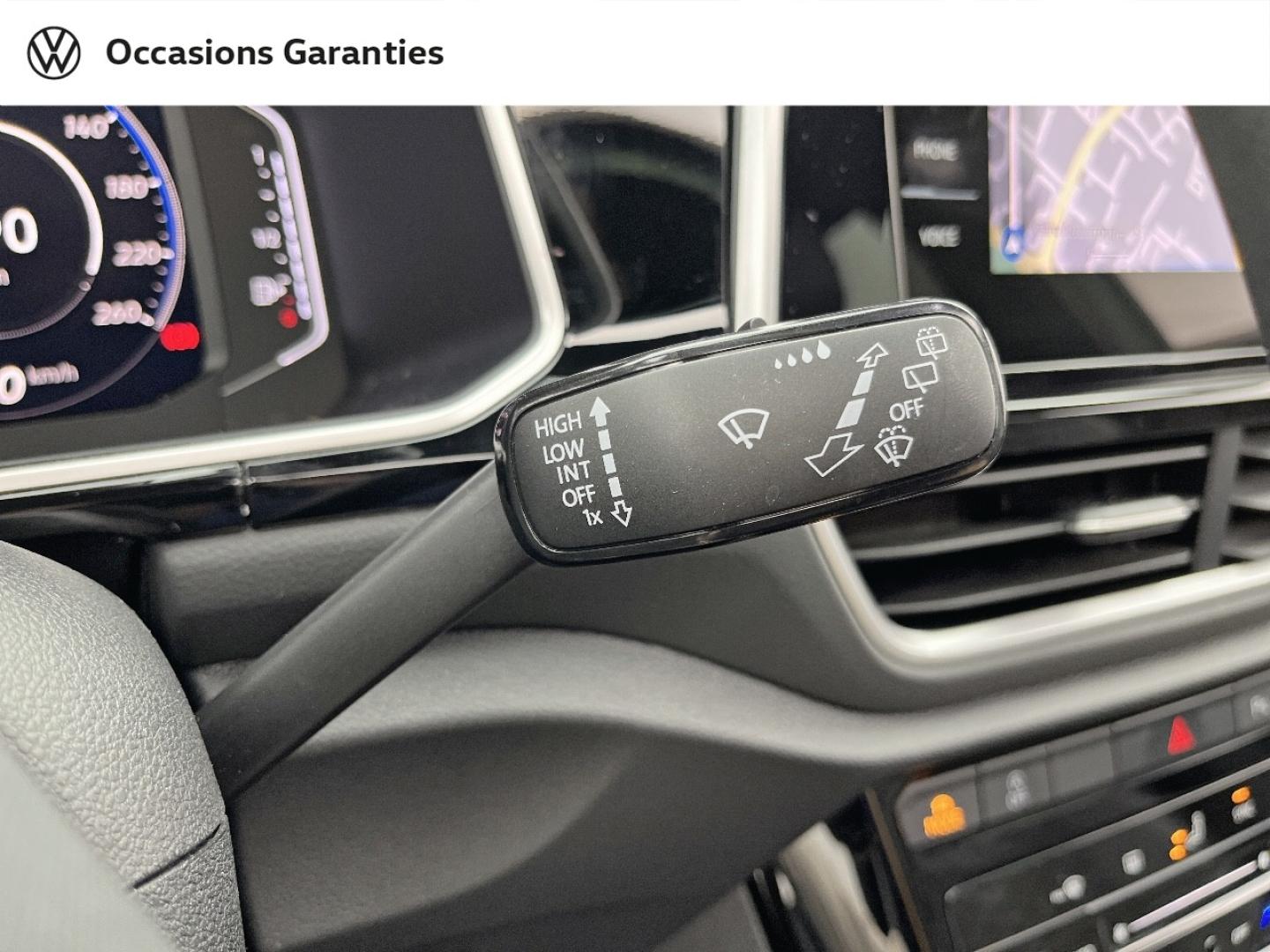 Voitures occasions VOLKSWAGEN T-ROC R-Line Orvault