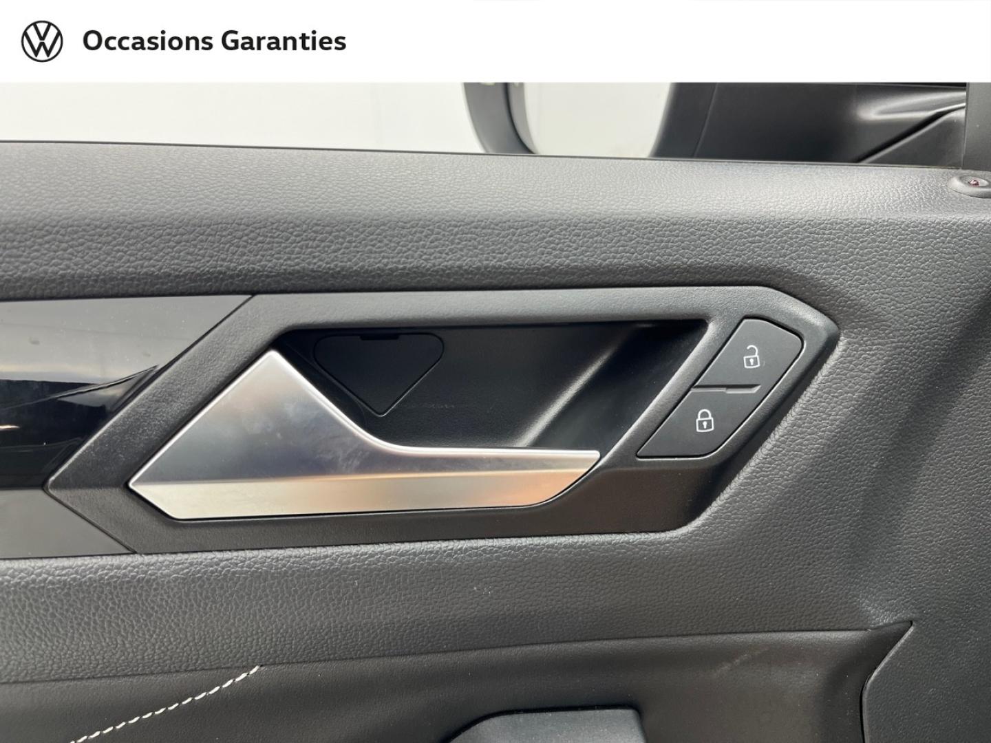 Voitures occasions VOLKSWAGEN T-ROC R-Line Orvault