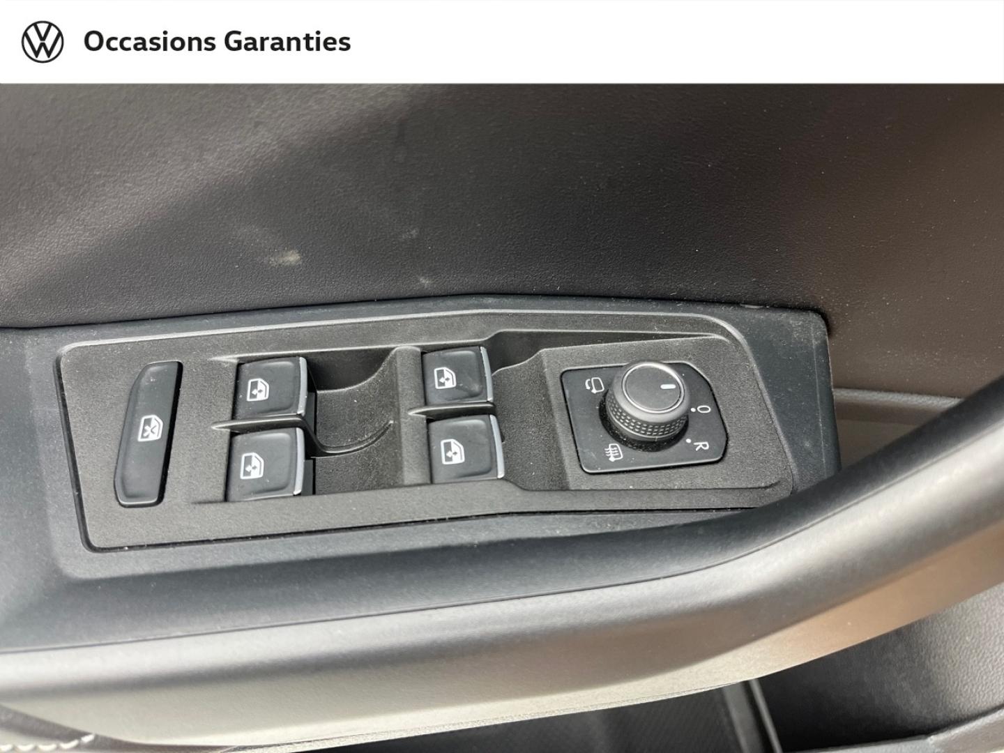 Voitures occasions VOLKSWAGEN T-ROC R-Line Orvault
