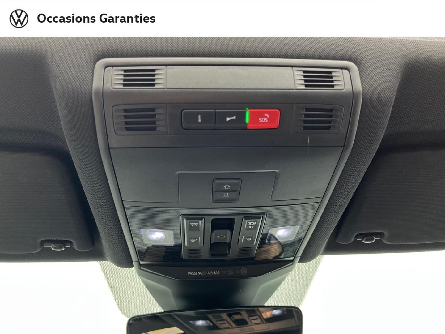 Voitures occasions VOLKSWAGEN T-ROC R-Line Orvault
