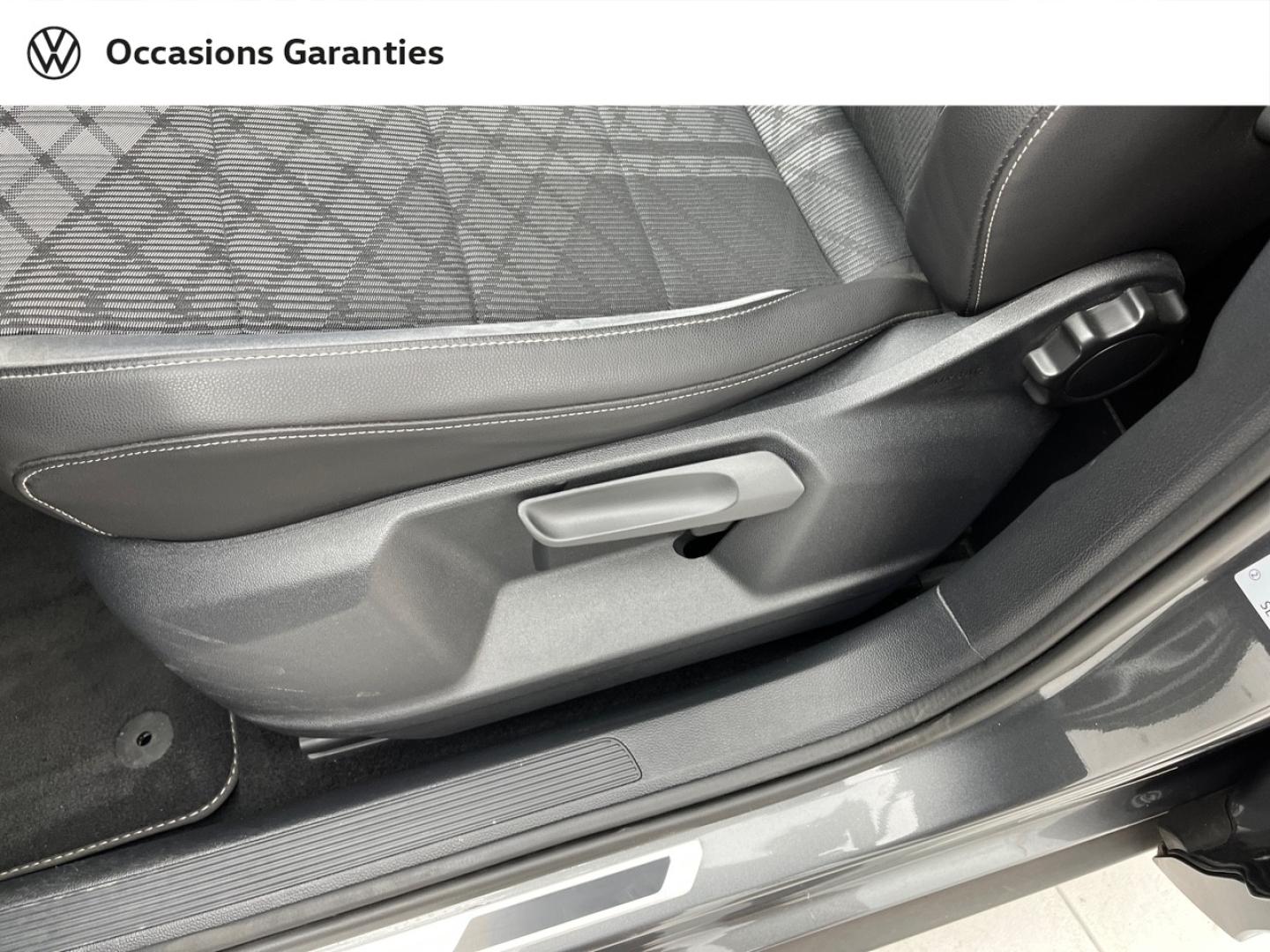 Voitures occasions VOLKSWAGEN T-ROC R-Line Orvault