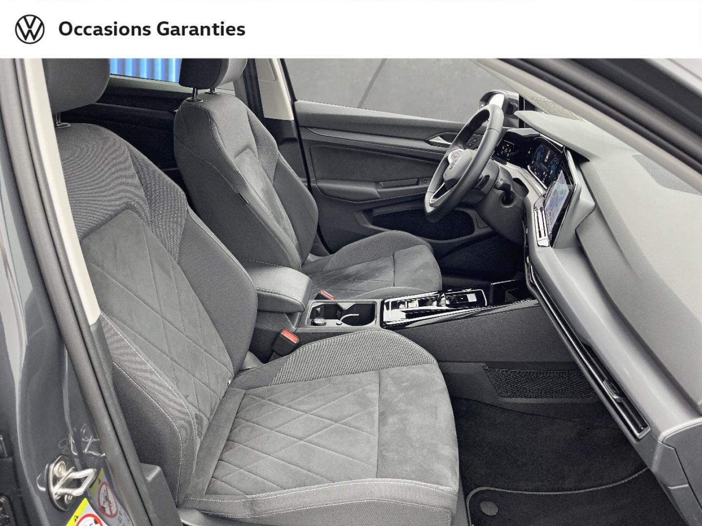 Voitures occasions VOLKSWAGEN GOLF Style Orvault