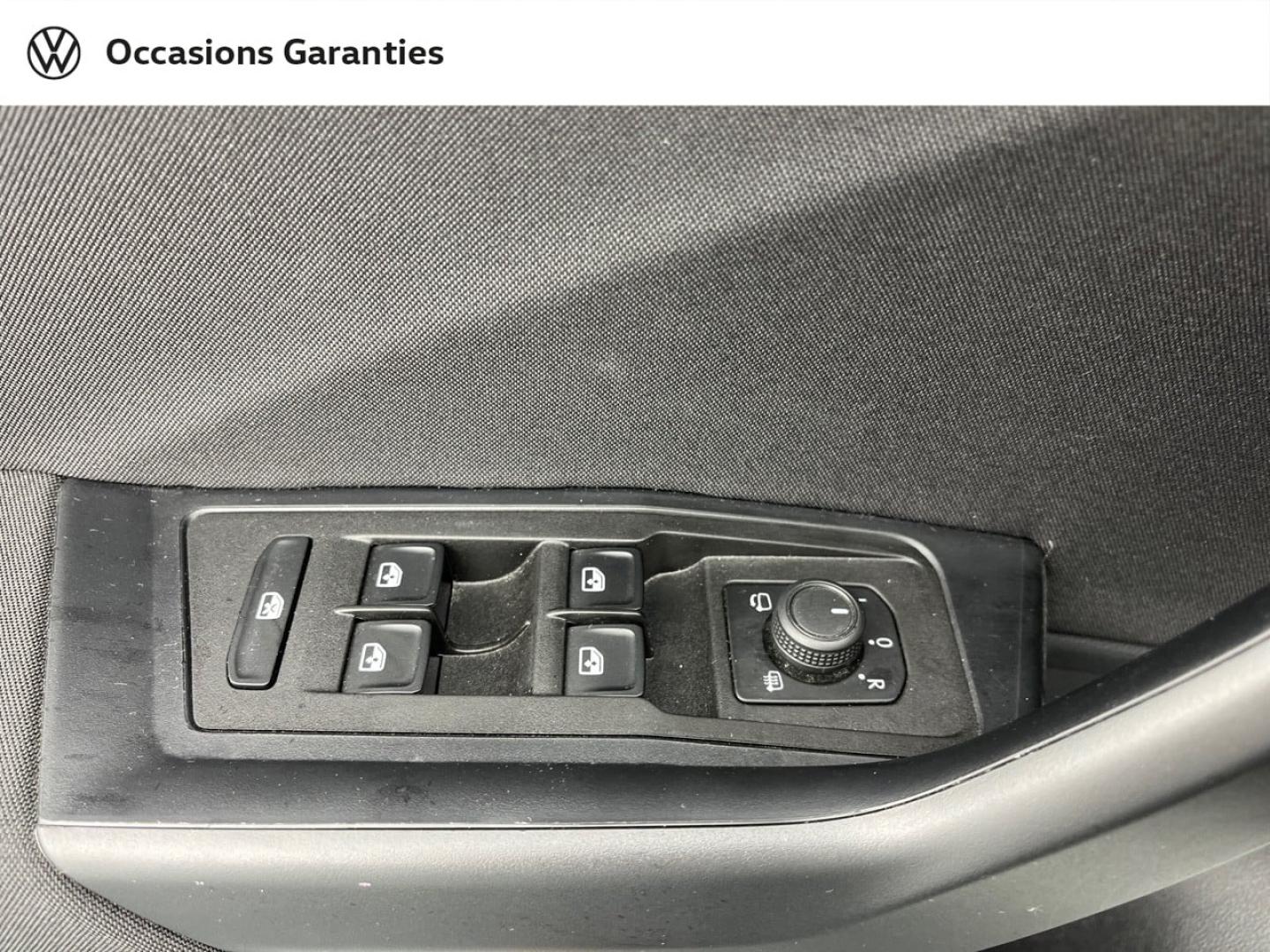 Voitures occasions VOLKSWAGEN T-ROC Life Plus Orvault