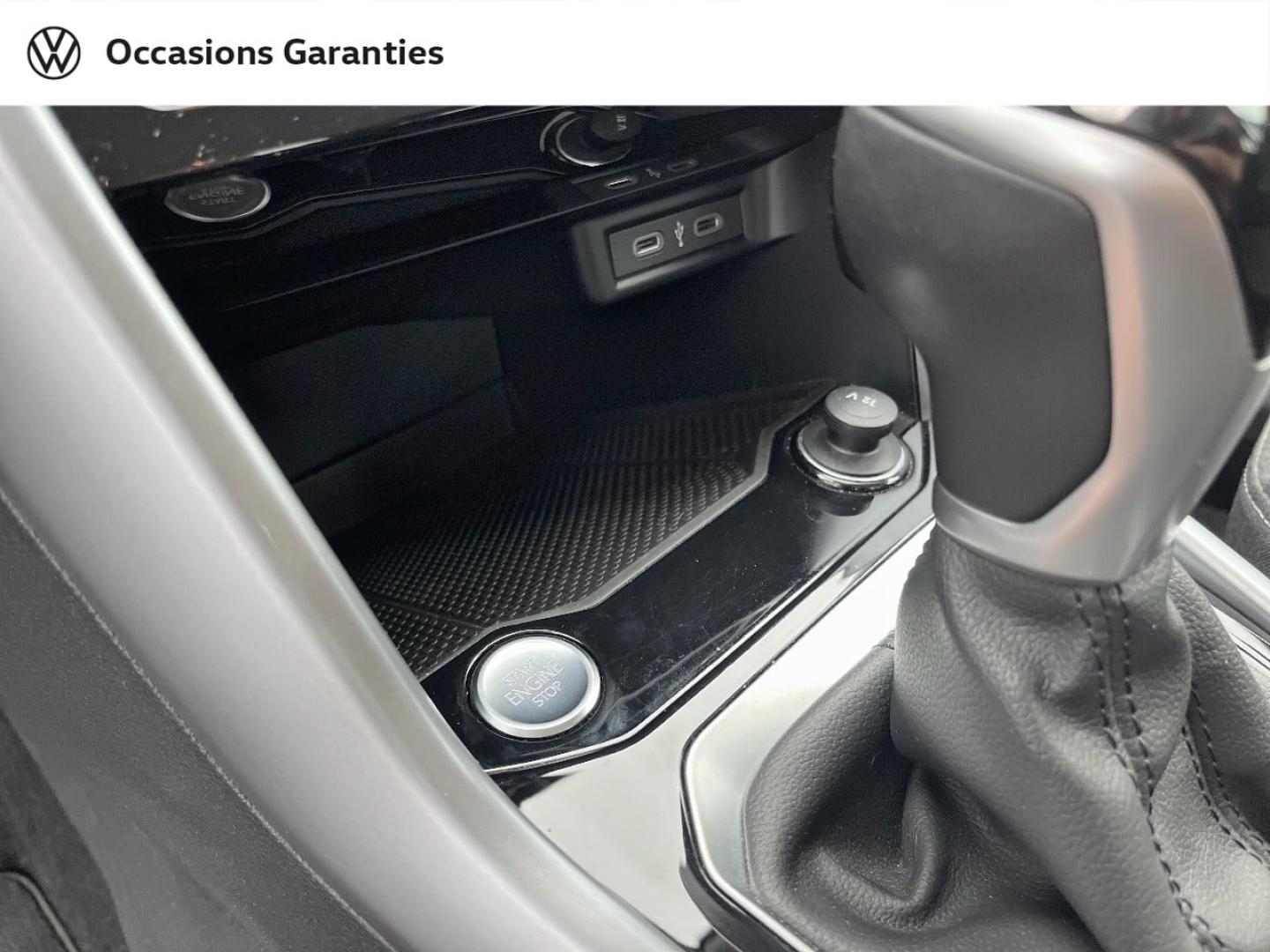 Voitures occasions VOLKSWAGEN T-ROC Life Plus Orvault