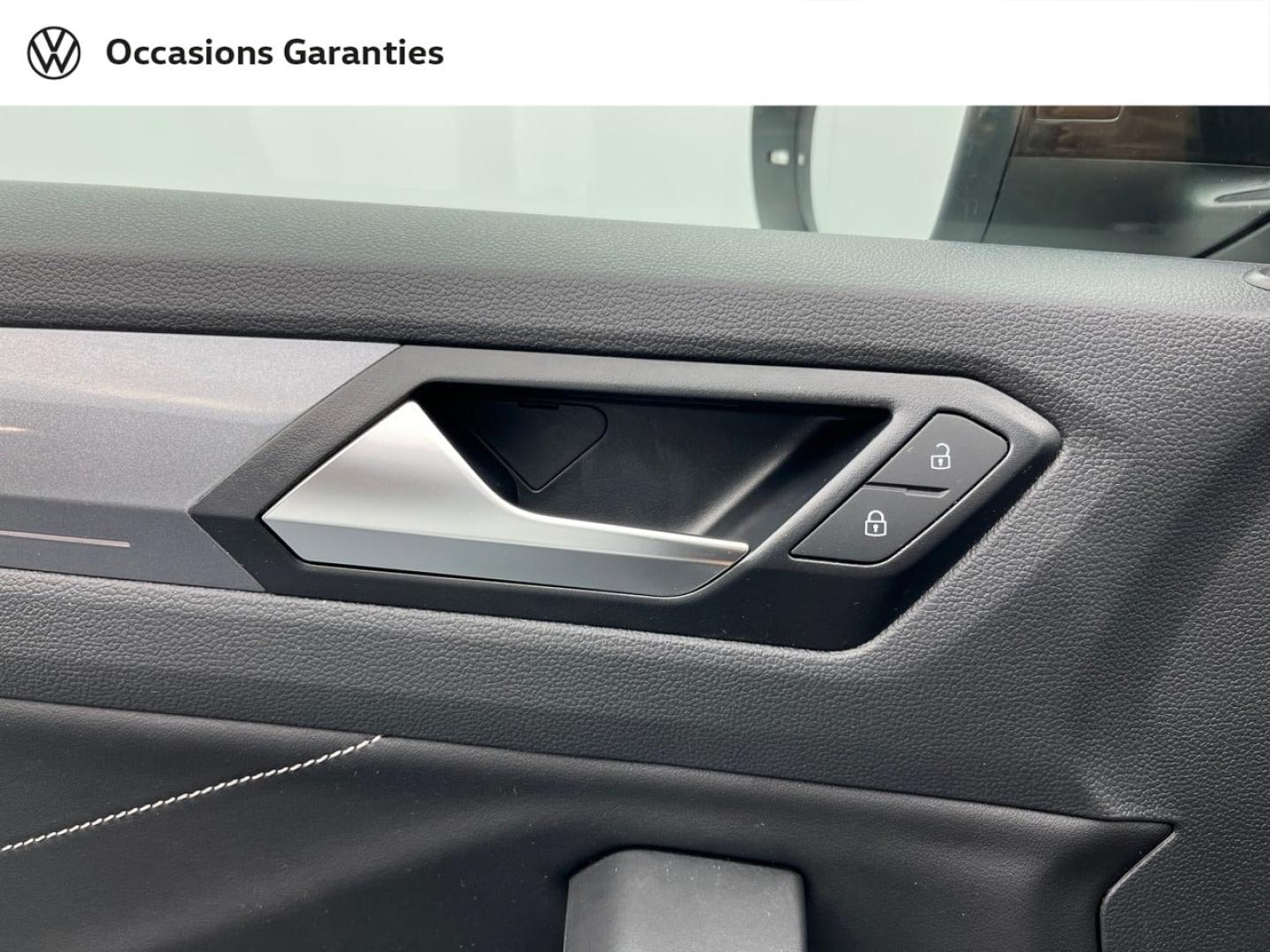 Voitures occasions VOLKSWAGEN T-ROC Style Orvault