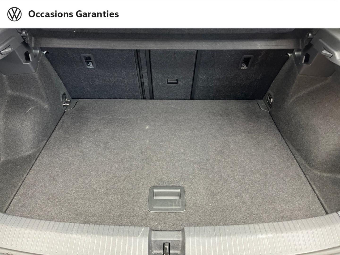 Voitures occasions VOLKSWAGEN T-ROC Life Plus Orvault