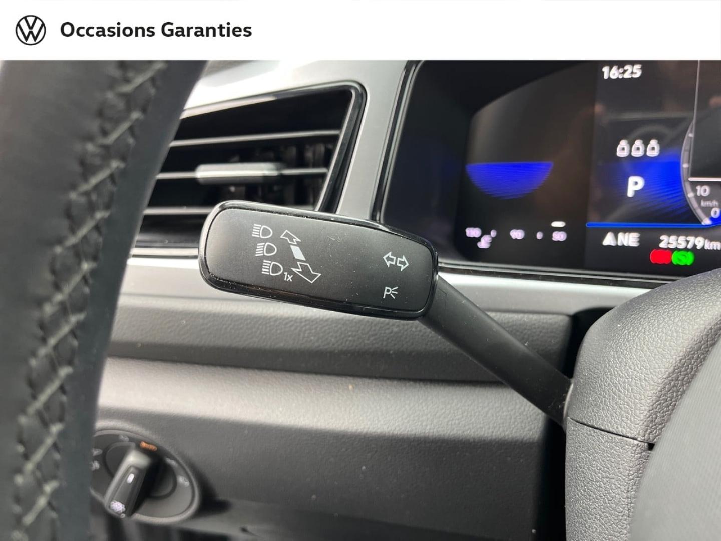 Voitures occasions VOLKSWAGEN T-ROC Life Plus Orvault