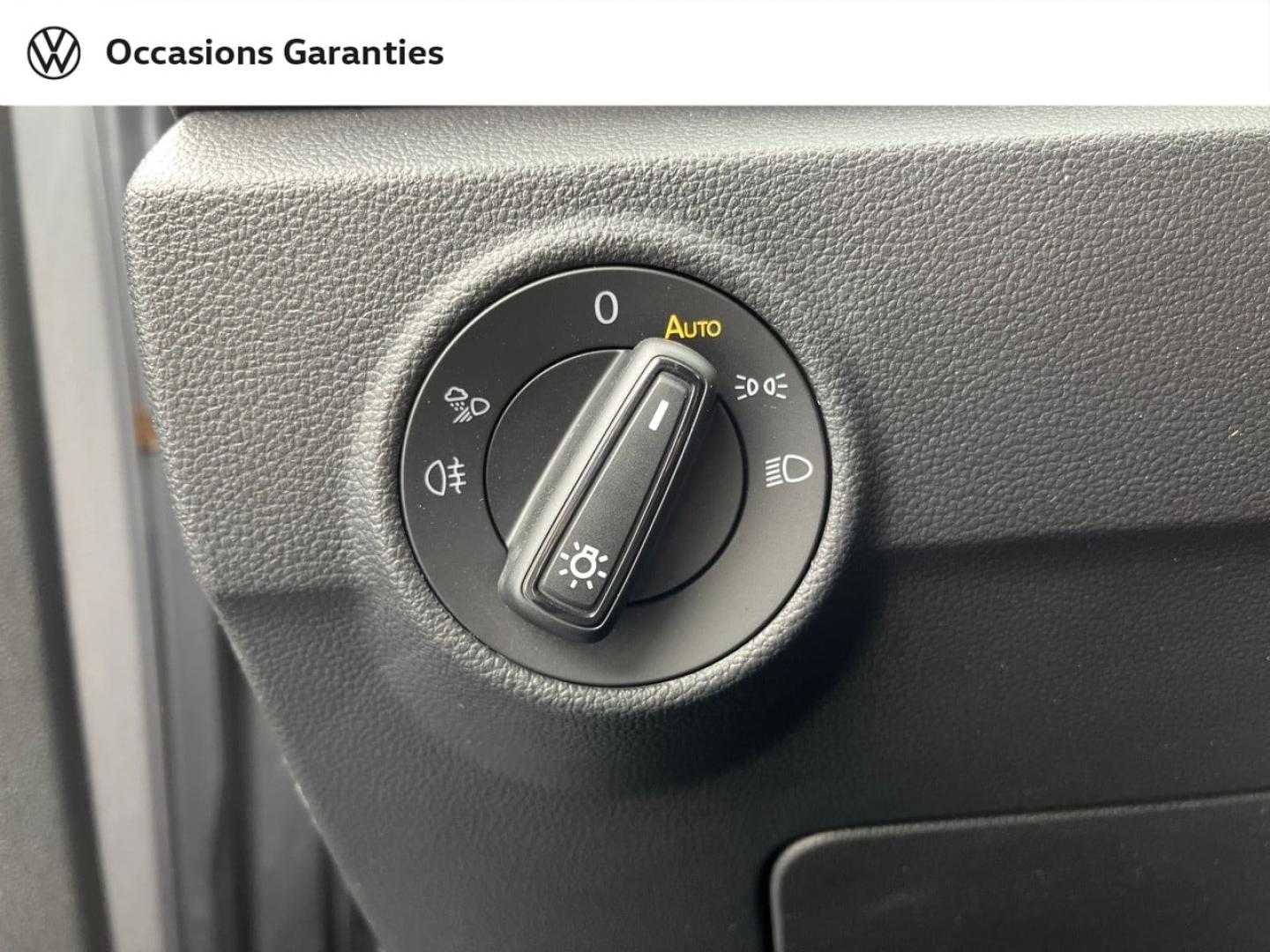 Voitures occasions VOLKSWAGEN T-ROC Life Plus Orvault