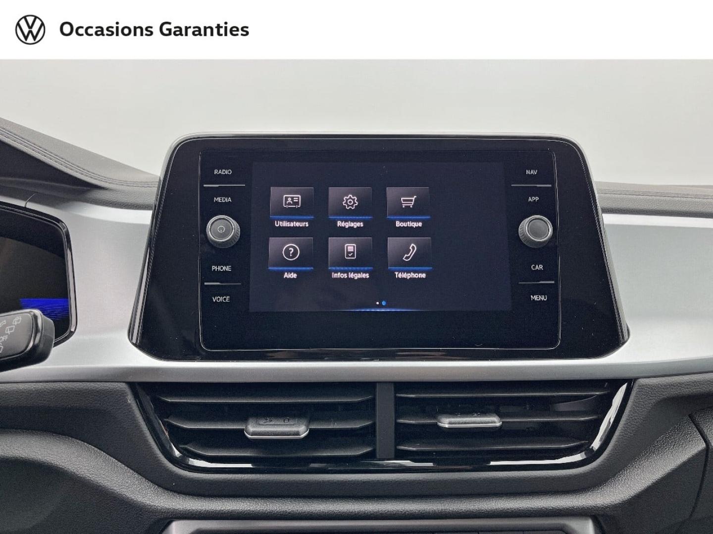 Voitures occasions VOLKSWAGEN T-ROC Life Plus Orvault