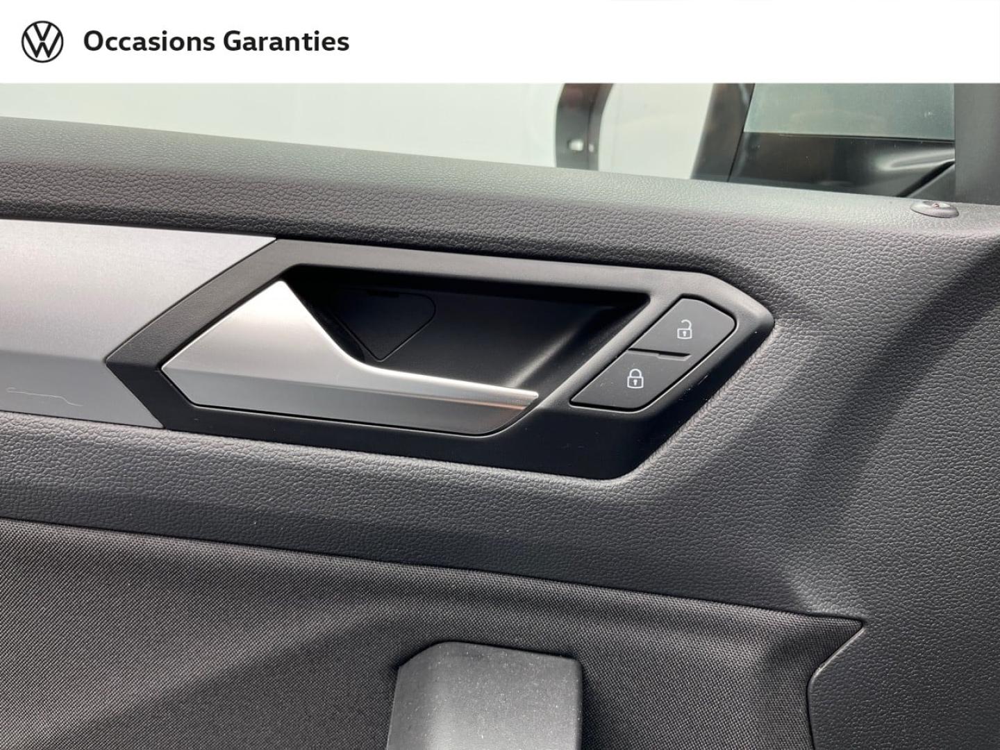 Voitures occasions VOLKSWAGEN T-ROC Life Plus Orvault