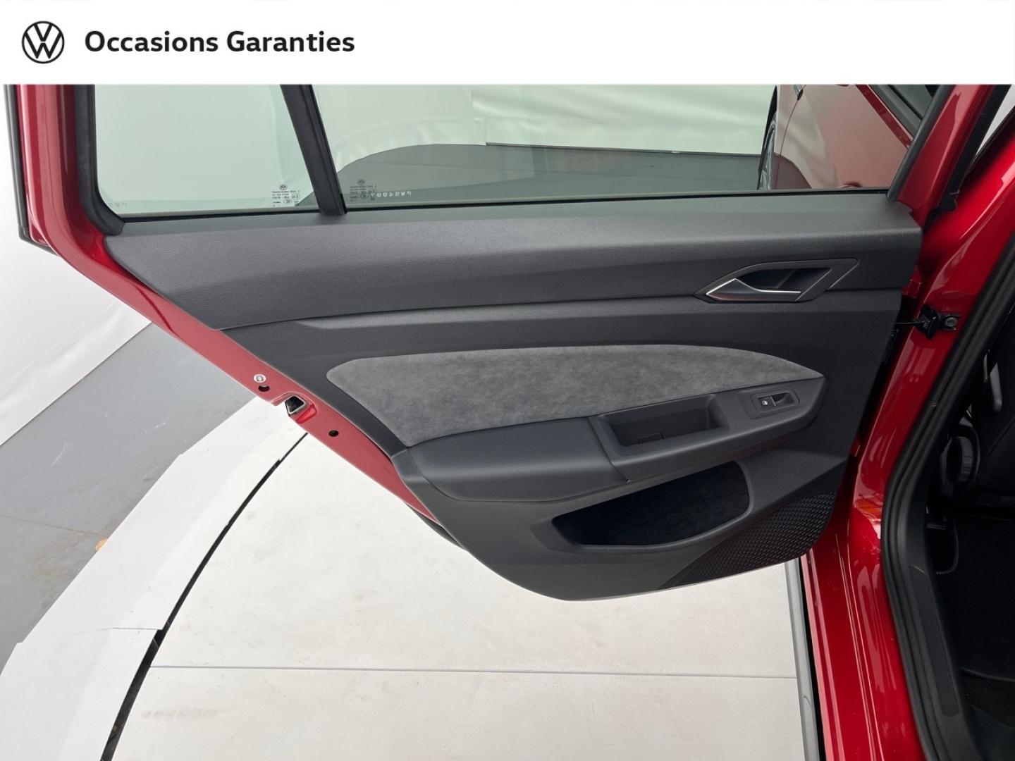 Voitures occasions VOLKSWAGEN Golf SW R-Line Orvault